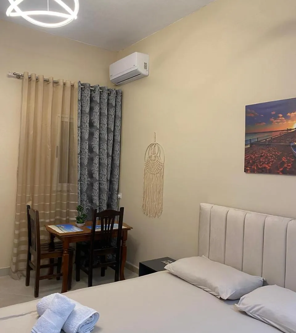 Rei'S Room In The City Center Durrës 0*,  Albania